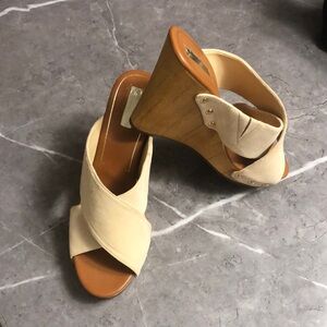 Jessica Simpson Jozie Suede Wedges